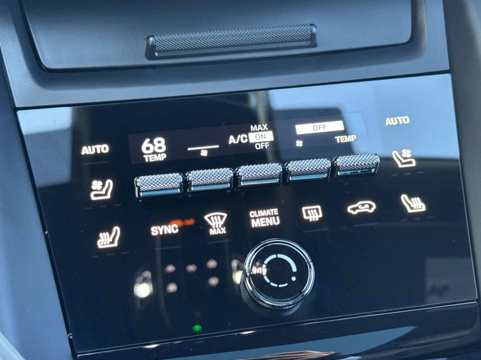 Used 2025 Porsche Macan Electric image 25