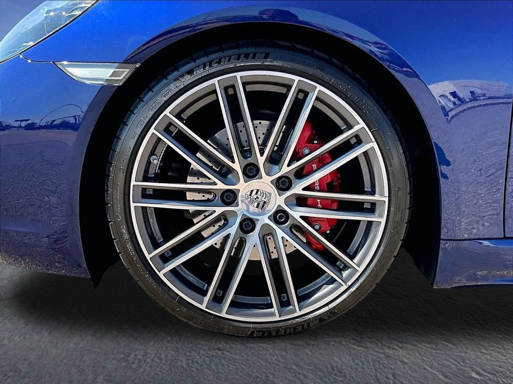 Used 2022 Porsche 718 Cayman S RWD image 11