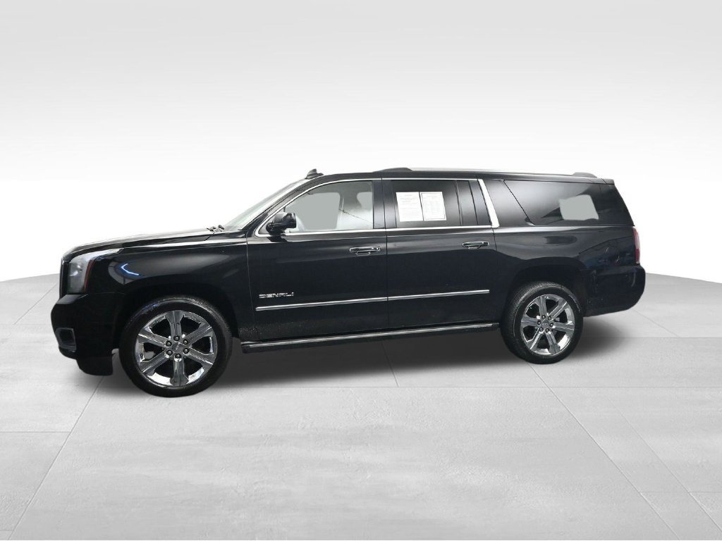 Used 2020 GMC Yukon XL Denali w/ Denali Premium Package RWD image 2
