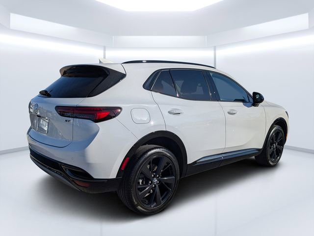 Used 2023 Buick Envision Essence w/ Sport Touring Package image 3