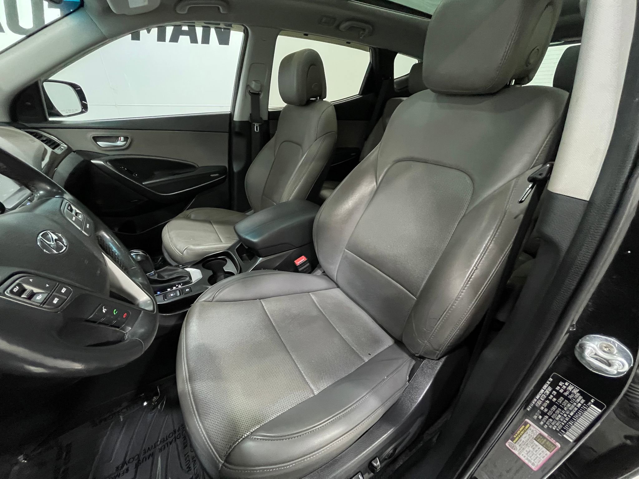 Used 2017 Hyundai Santa Fe Sport FWD image 14