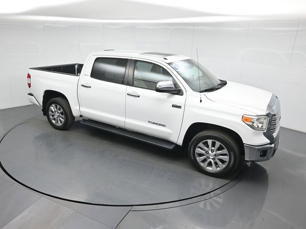 Used 2015 Toyota Tundra Limited w/ Limited Premium Package image 39