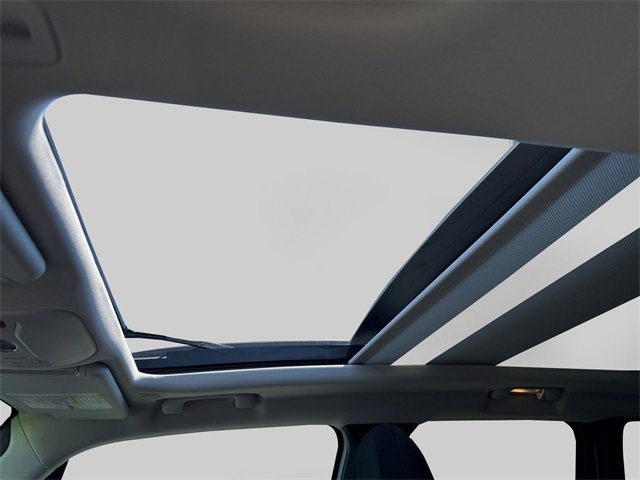 Certified 2023 Jeep Renegade Altitude w/ Sun/Sound Group image 13