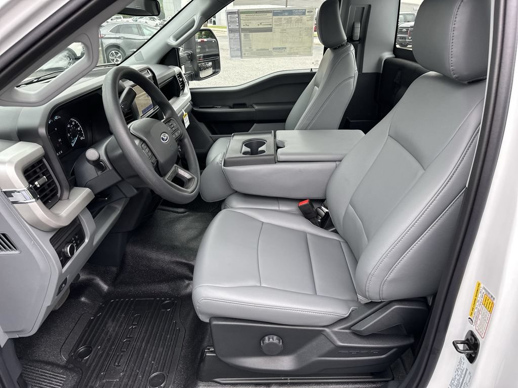 New 2025 Ford F250 XL RWD image 10