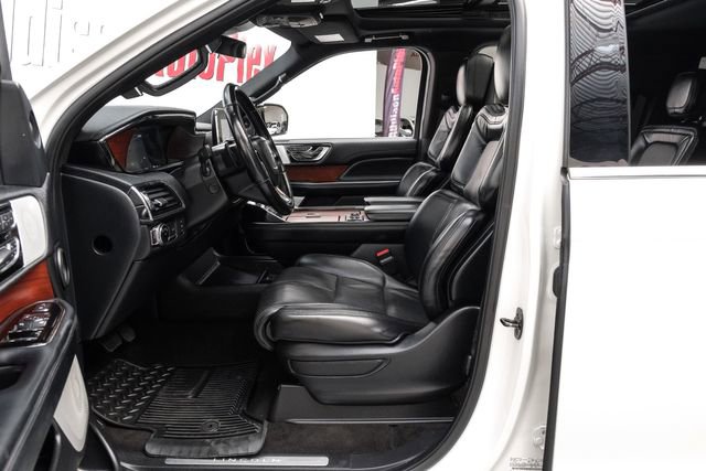 Used 2021 Lincoln Navigator Reserve w/ Luxury Package image 38