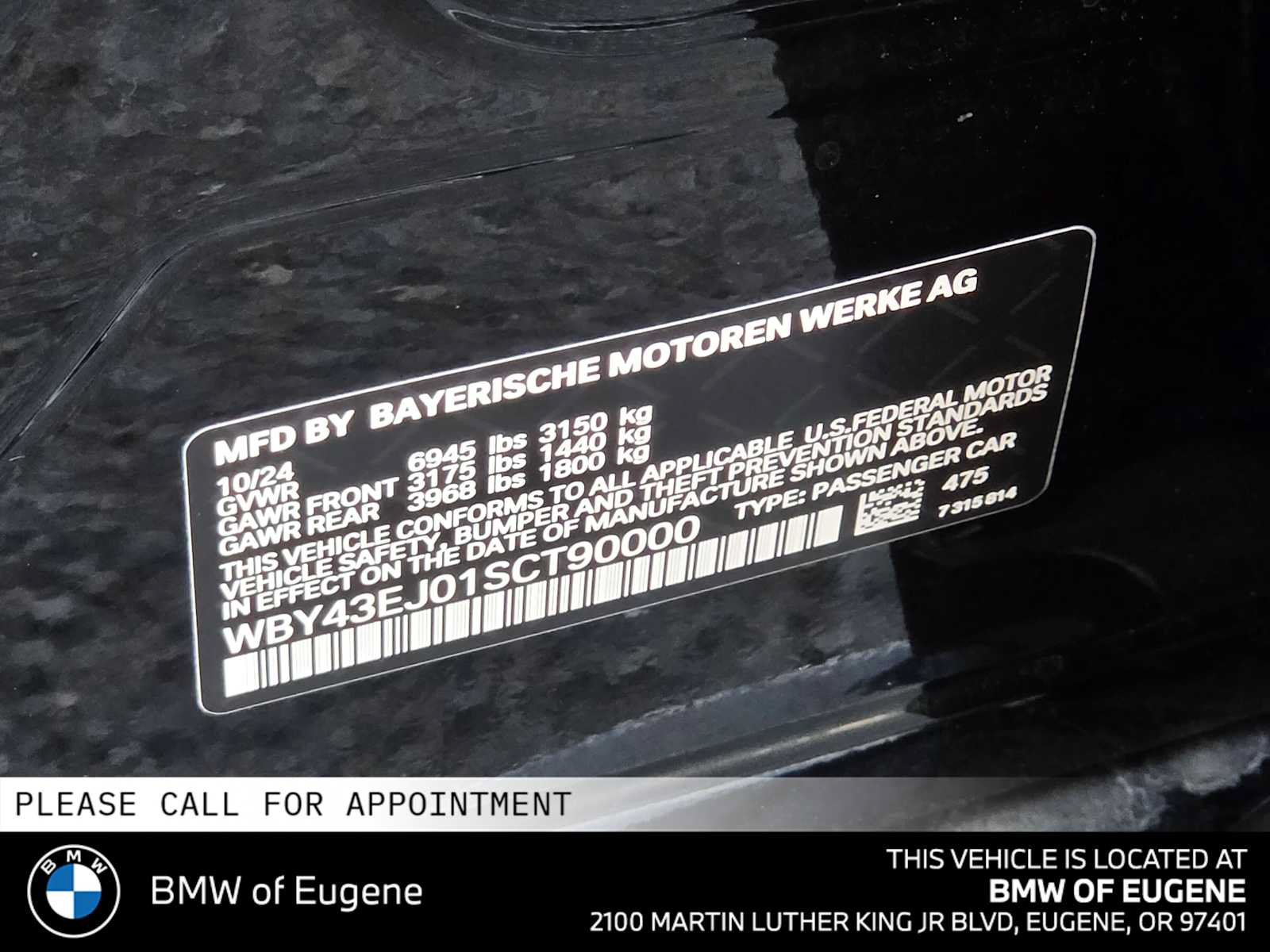 Used 2025 BMW i7 eDrive50 w/ M Sport Package RWD image 26