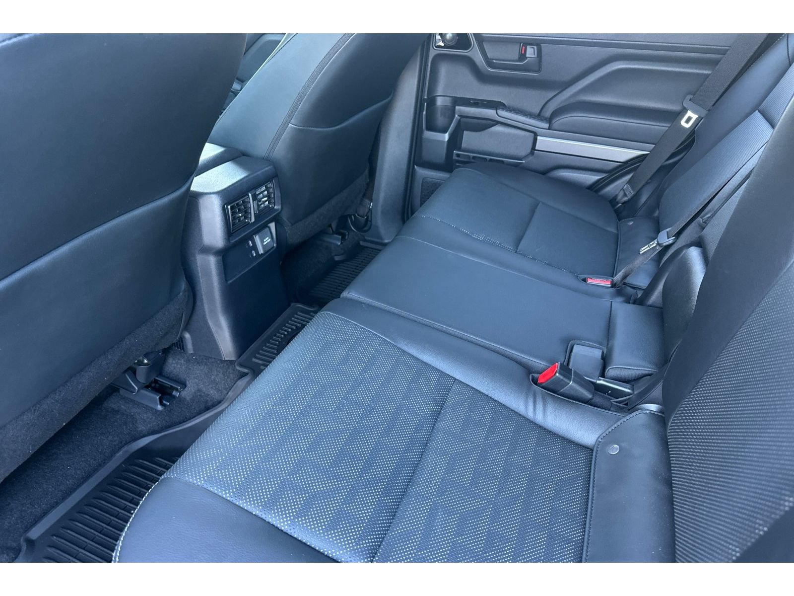 Certified 2026 Toyota 4Runner TRD Sport Premium w/ Tow Technology Package AWD/4WD image 13