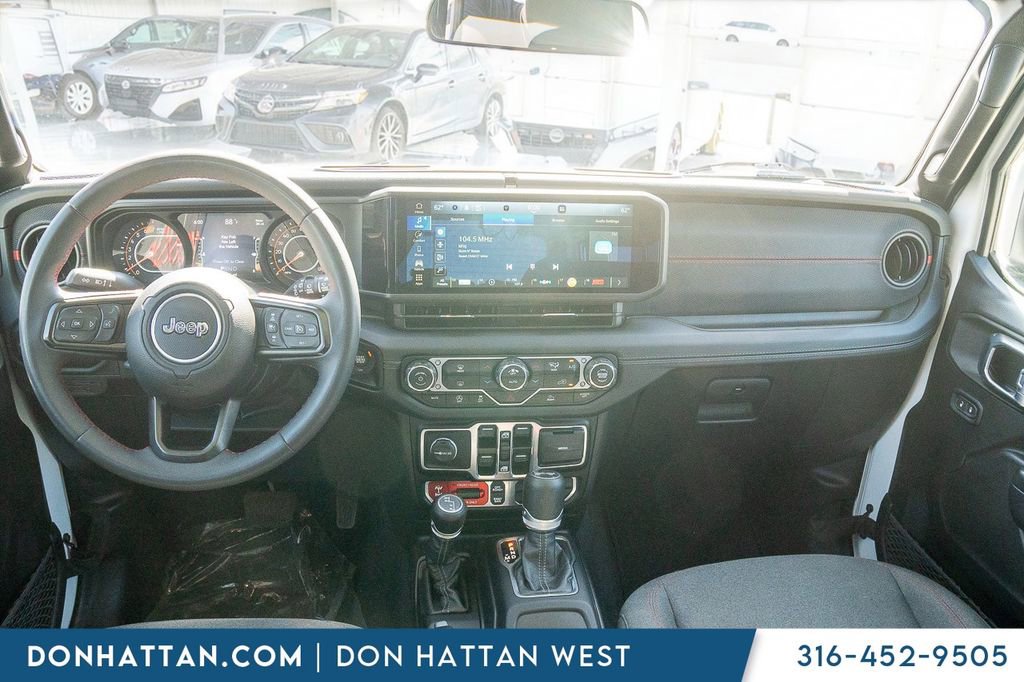 Used 2024 Jeep Wrangler Unlimited Rubicon image 4