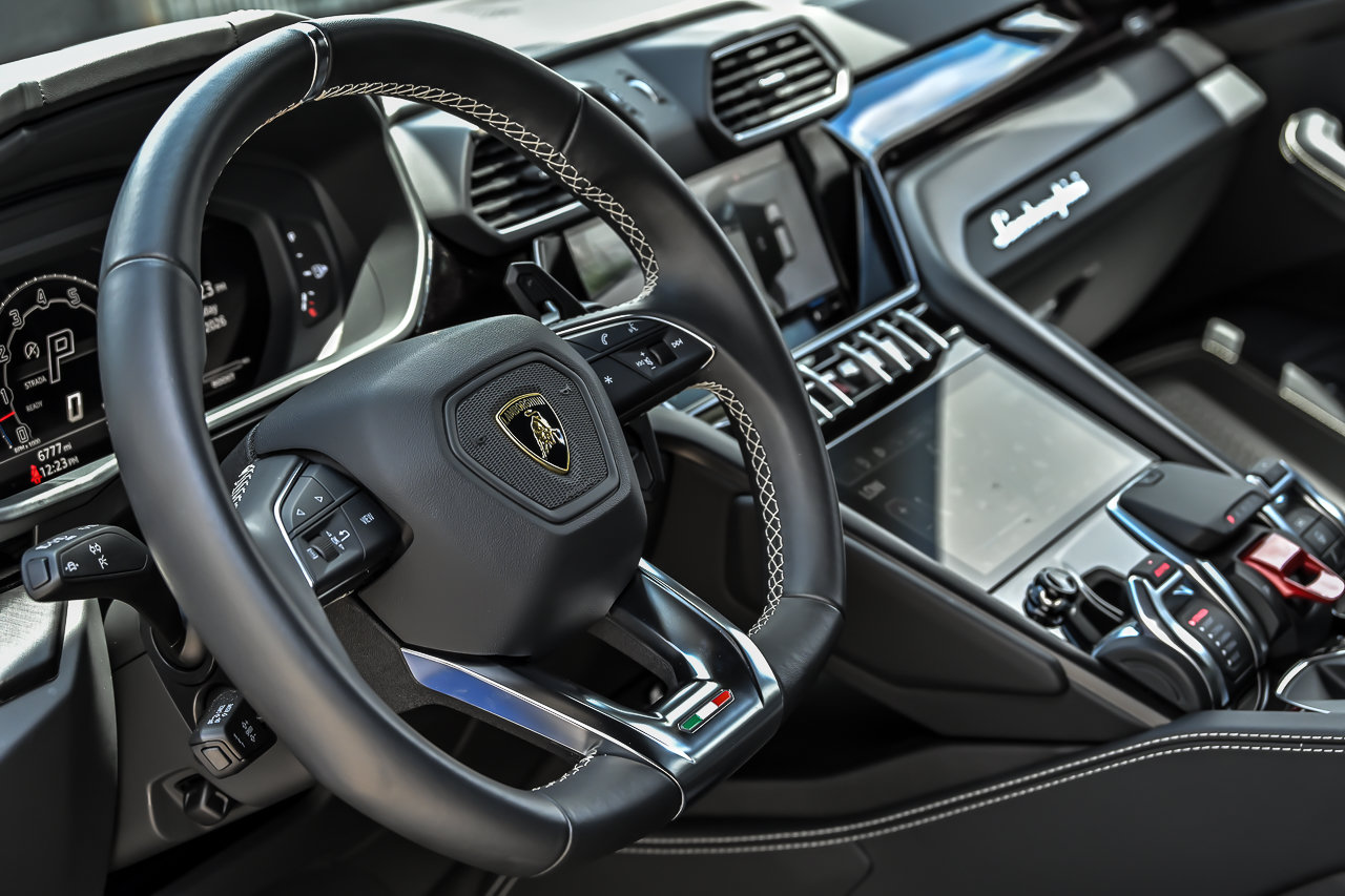 Used 2023 Lamborghini Urus S AWD/4WD image 26