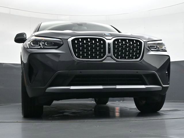 Used 2025 BMW X4 xDrive30i image 38