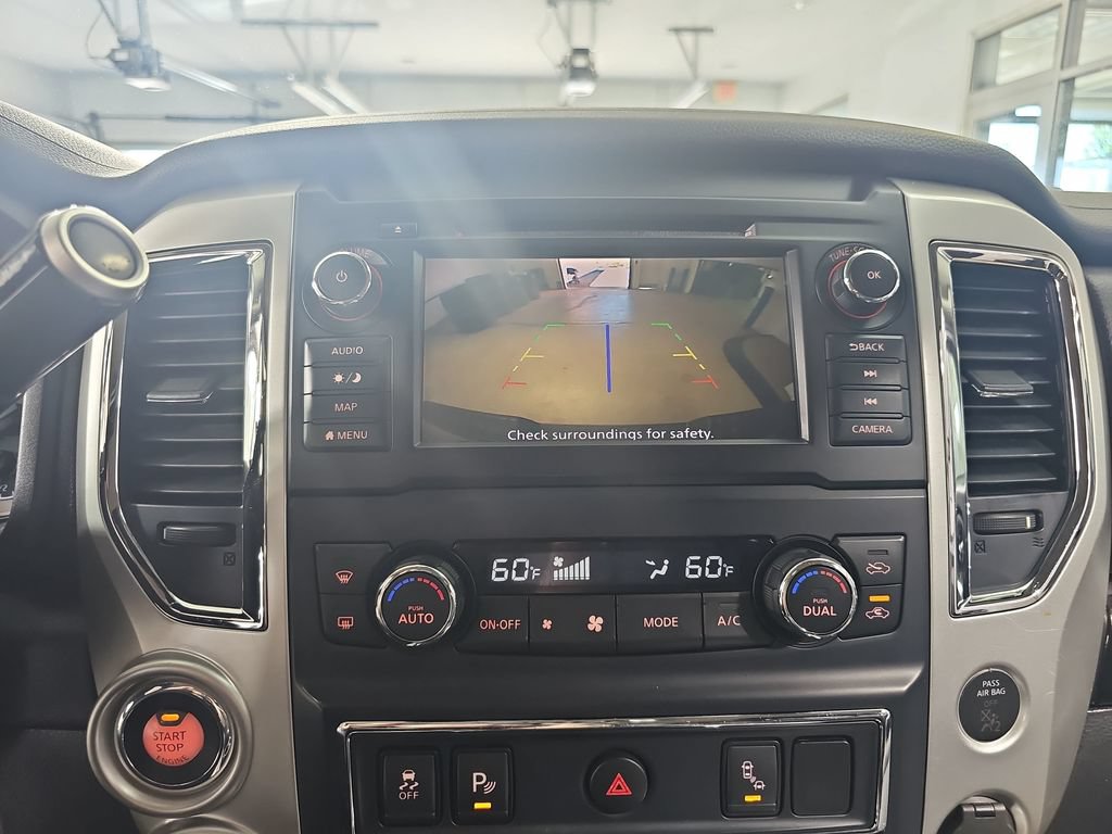 Used 2019 Nissan Titan SV w/ SV Convenience Package AWD/4WD image 27