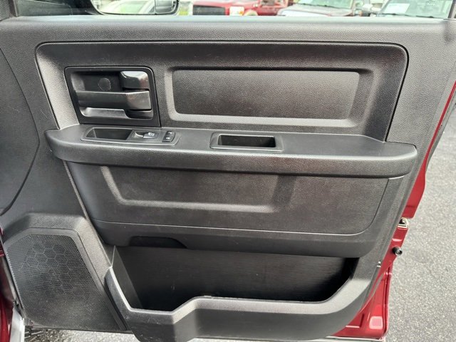 Used 2017 RAM 3500 Tradesman w/ Chrome Appearance Group image 16