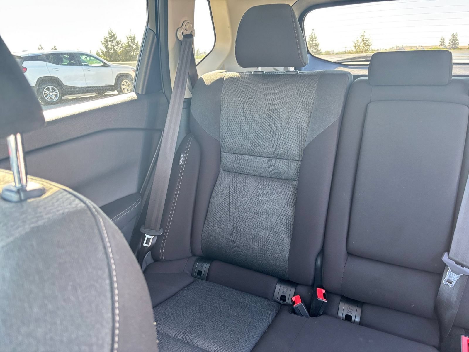 Used 2025 Nissan Rogue SV FWD image 40
