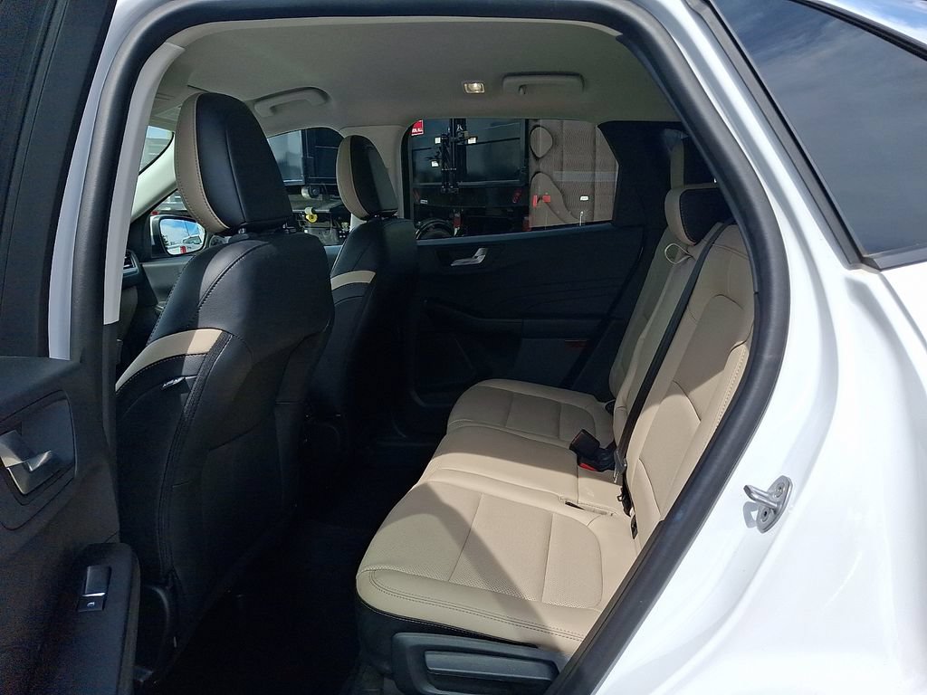 Used 2021 Ford Escape SEL FWD image 10