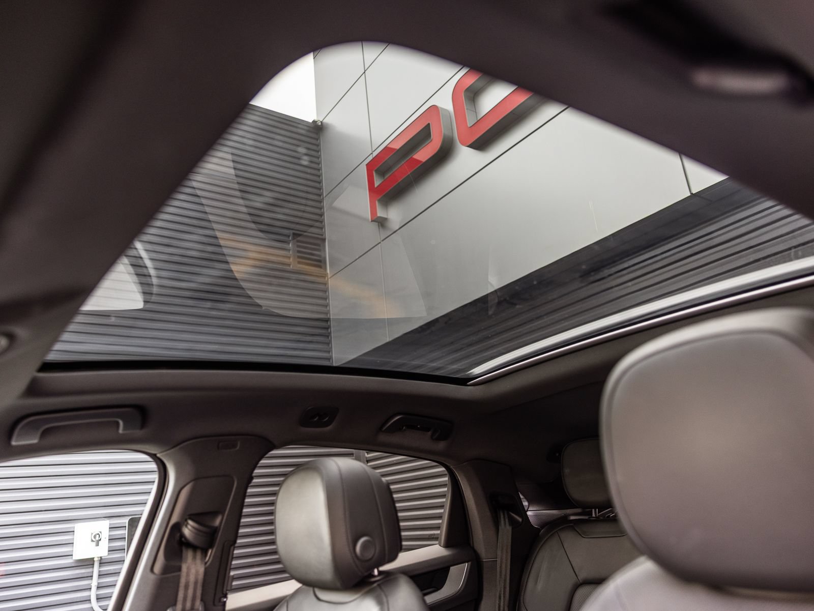Certified 2024 Porsche Cayenne S AWD/4WD image 20