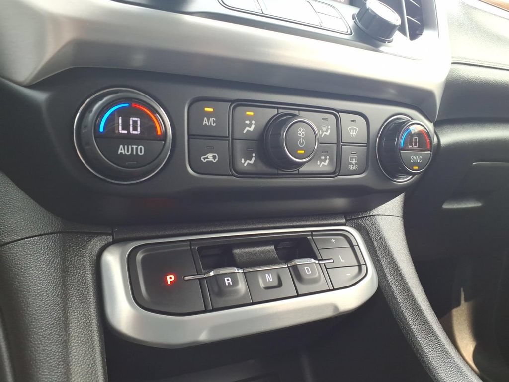 Used 2022 GMC Acadia SLE w/ Driver Convenience Package AWD/4WD image 19