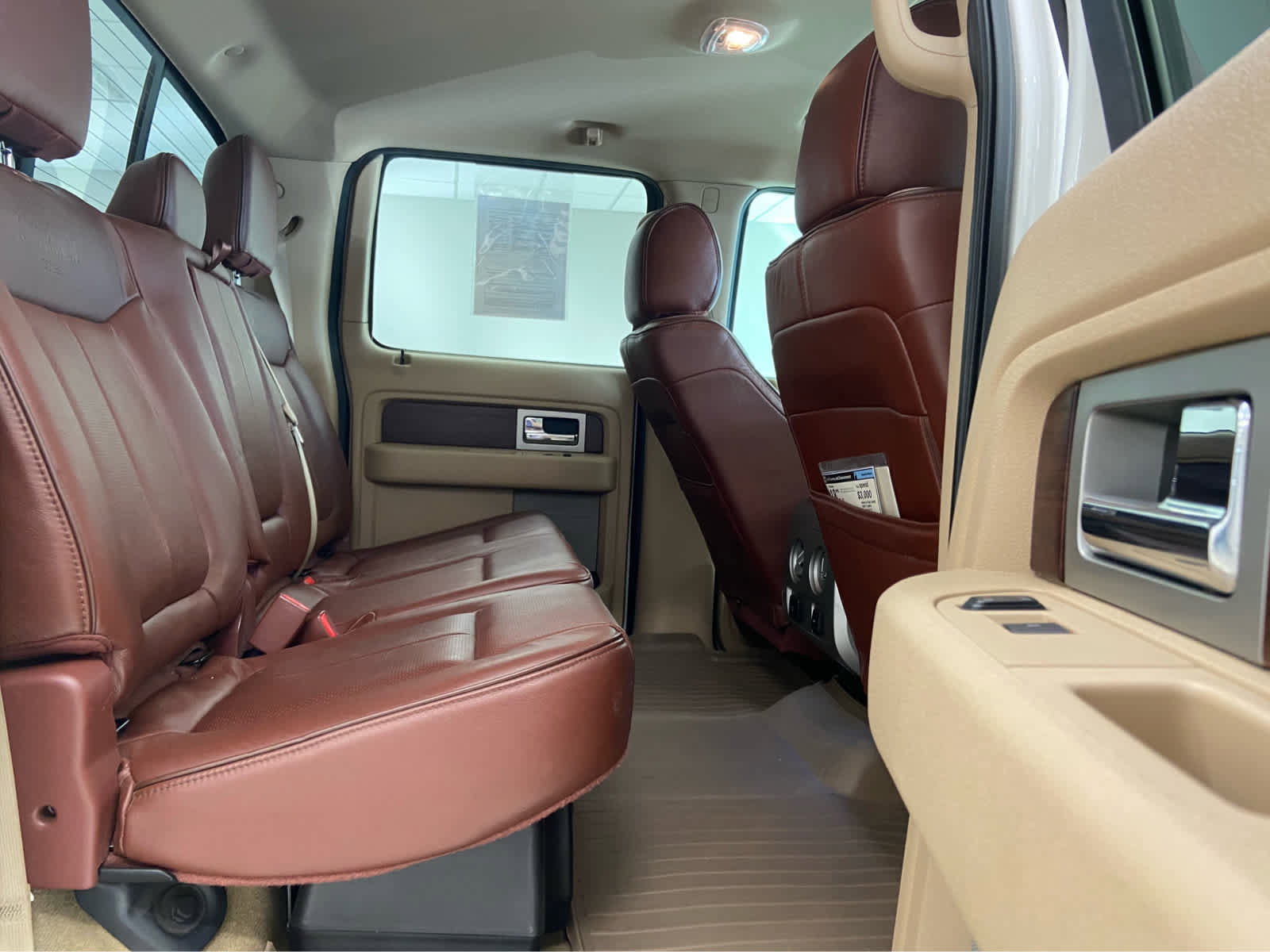 Used 2014 Ford F150 King Ranch w/ King Ranch Luxury Package RWD image 15