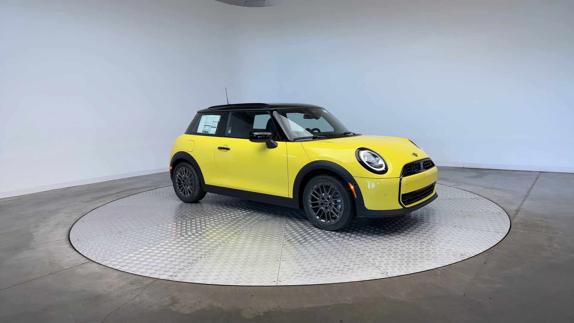 Used 2026 MINI Cooper S FWD image 4