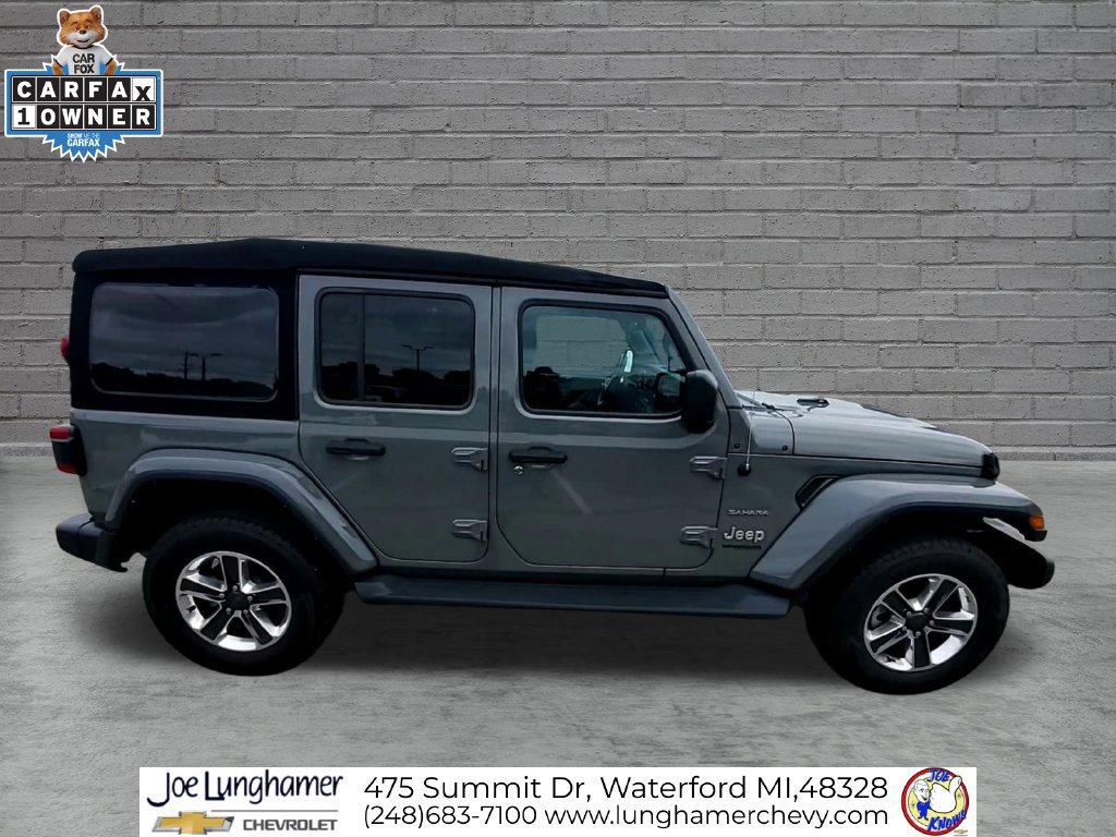 Used 2022 Jeep Wrangler Unlimited Sahara w/ LED Lighting Group AWD/4WD image 10