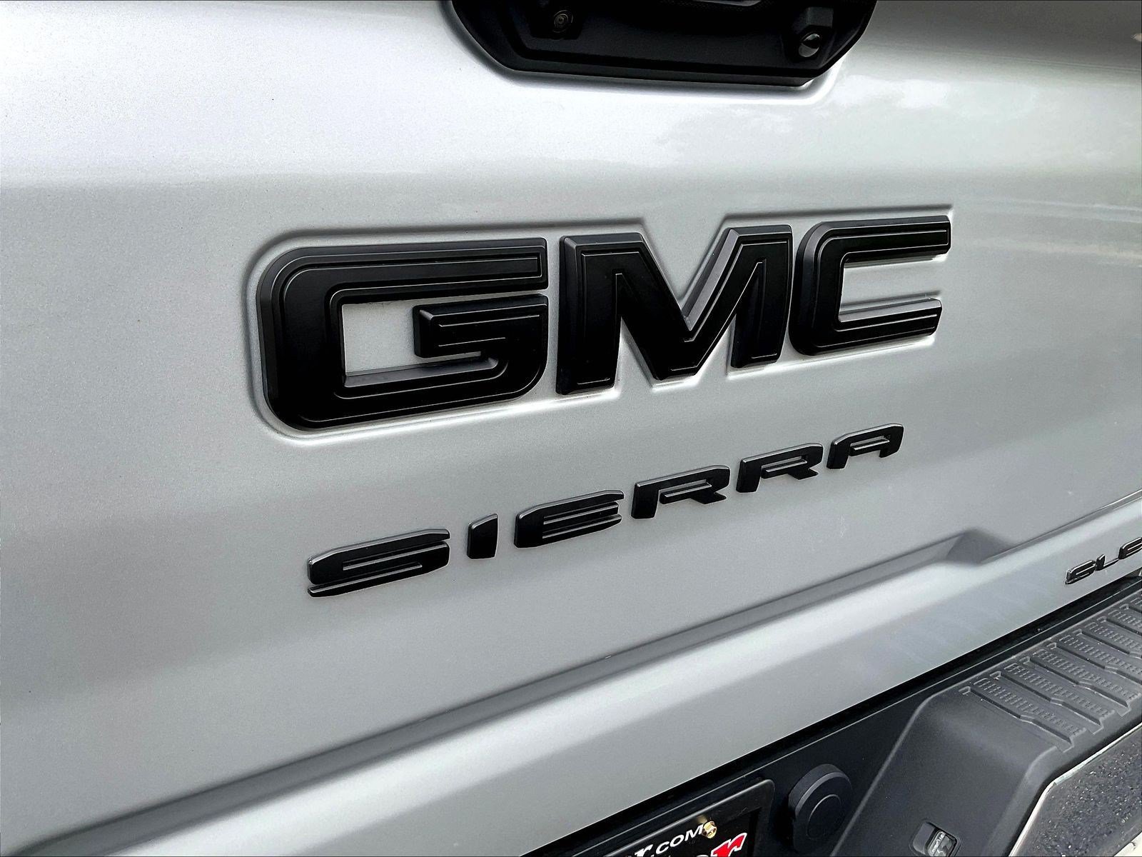 Used 2022 GMC Sierra 2500 SLE w/ SLE Convenience Package AWD/4WD image 24