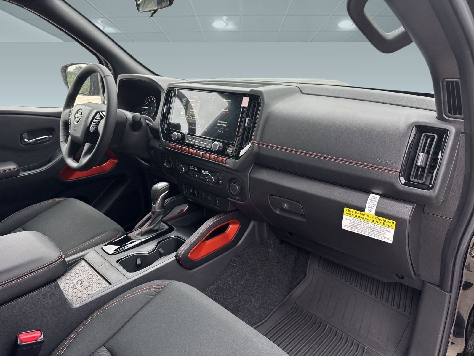 New 2025 Nissan Frontier PRO-4X w/ Pro Convenience Package image 27