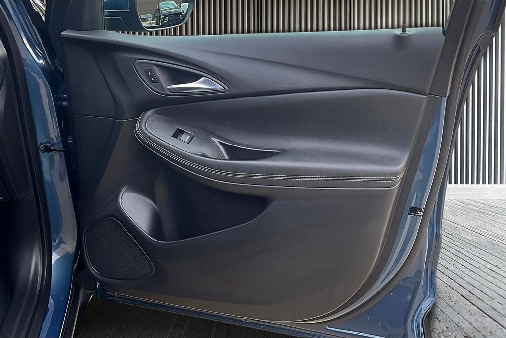 Used 2025 Buick Encore GX Preferred image 24