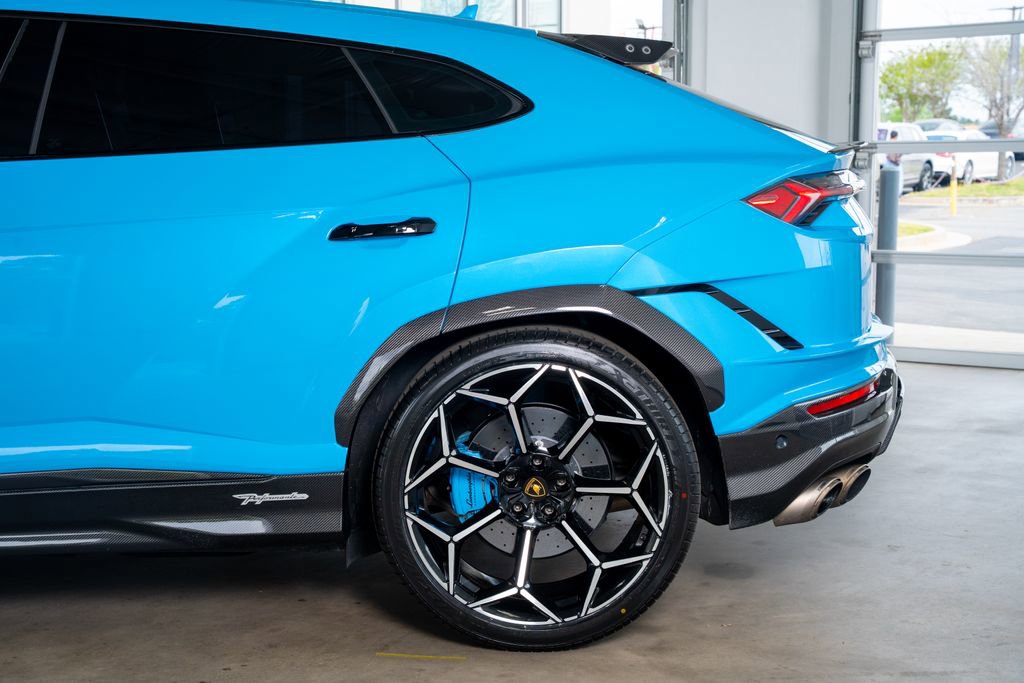 Used 2023 Lamborghini Urus Performante image 24