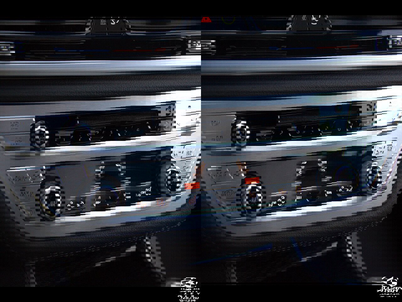 Used 2019 BMW 740i w/ M Sport Package image 23