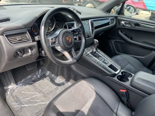 Used 2018 Porsche Macan image 8
