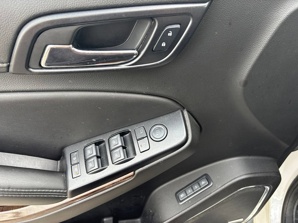 Used 2018 Chevrolet Suburban LT AWD/4WD image 20