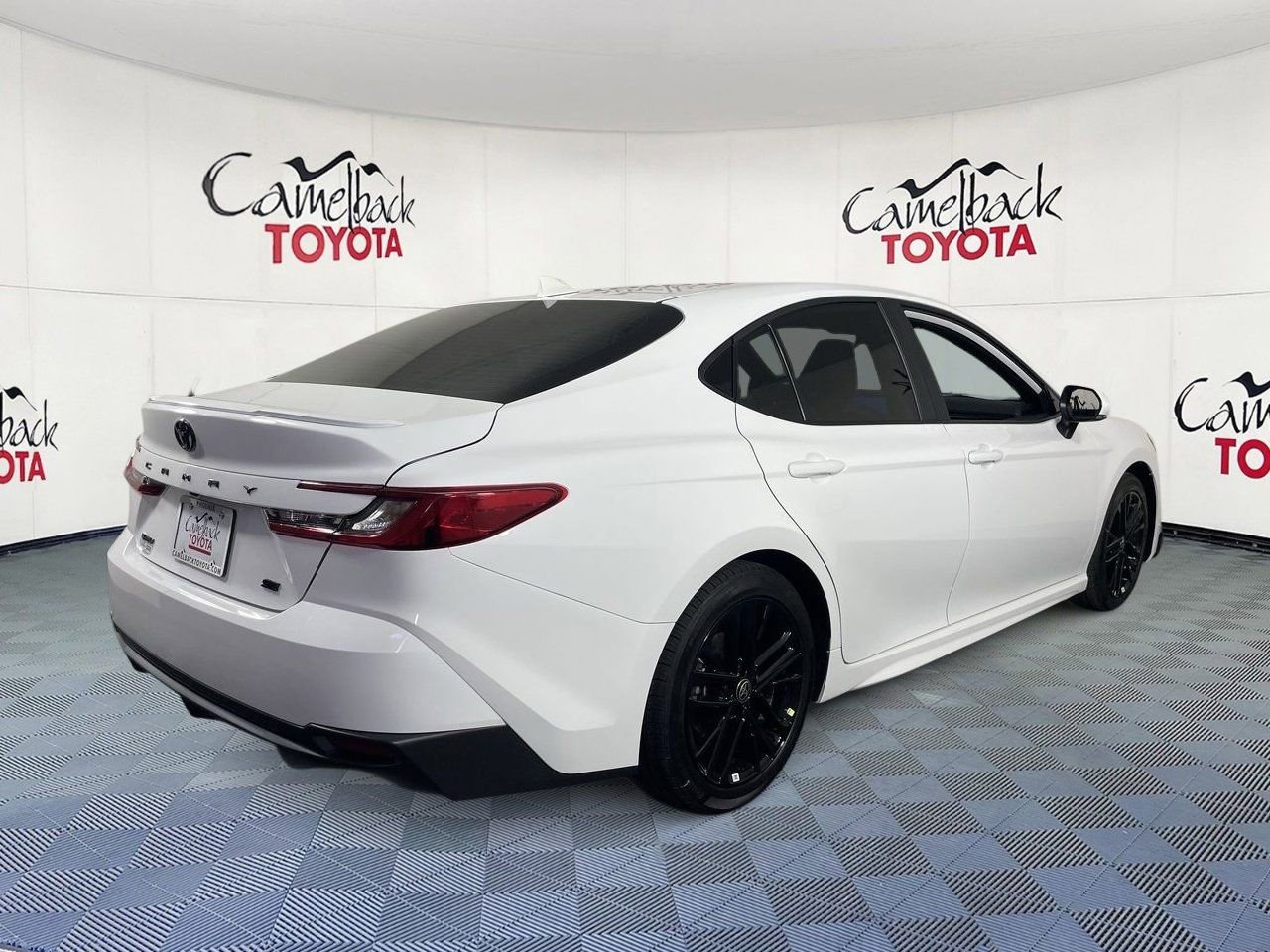 New 2026 Toyota Camry SE image 7