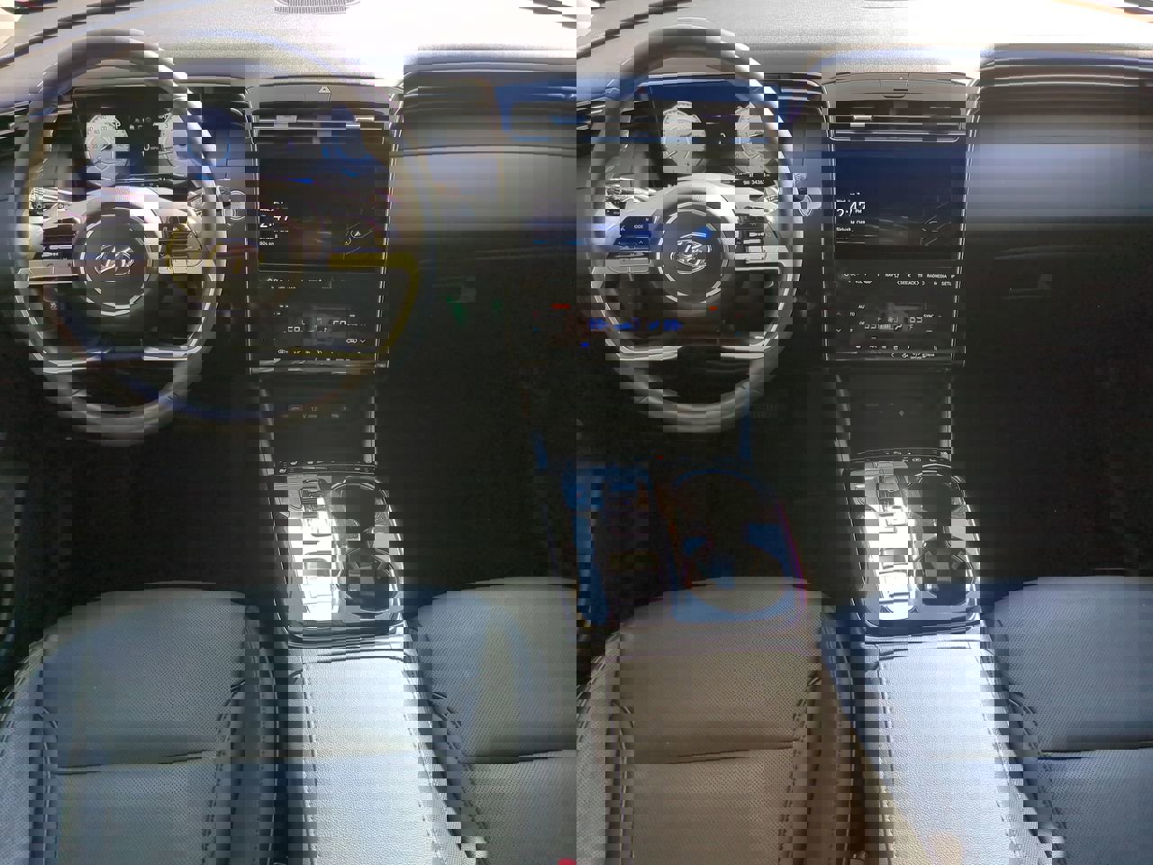 Certified 2022 Hyundai Tucson Limited image 15