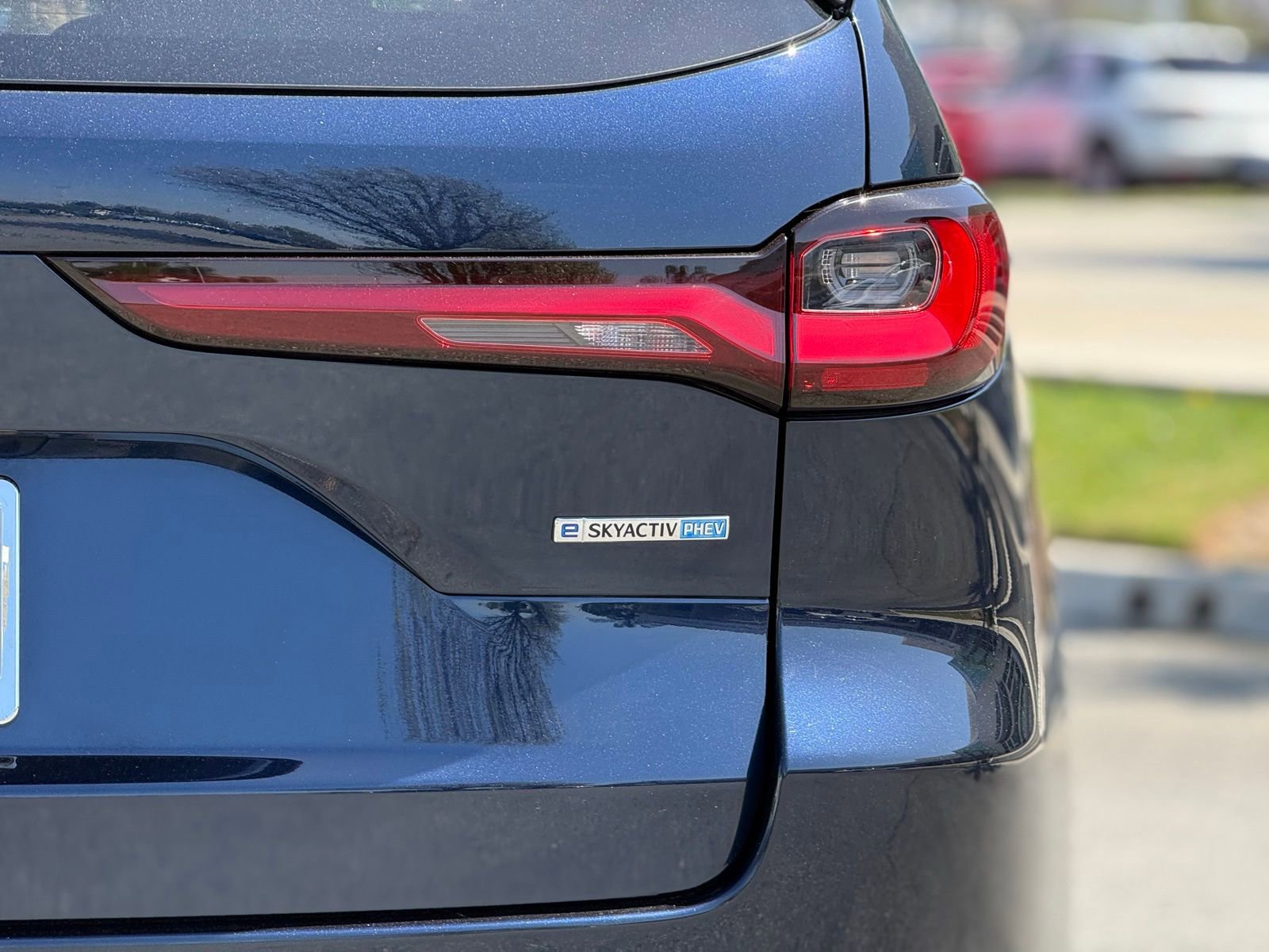 Used 2024 MAZDA CX-90 Plug-In Hybrid w/ Premium Pkg image 14