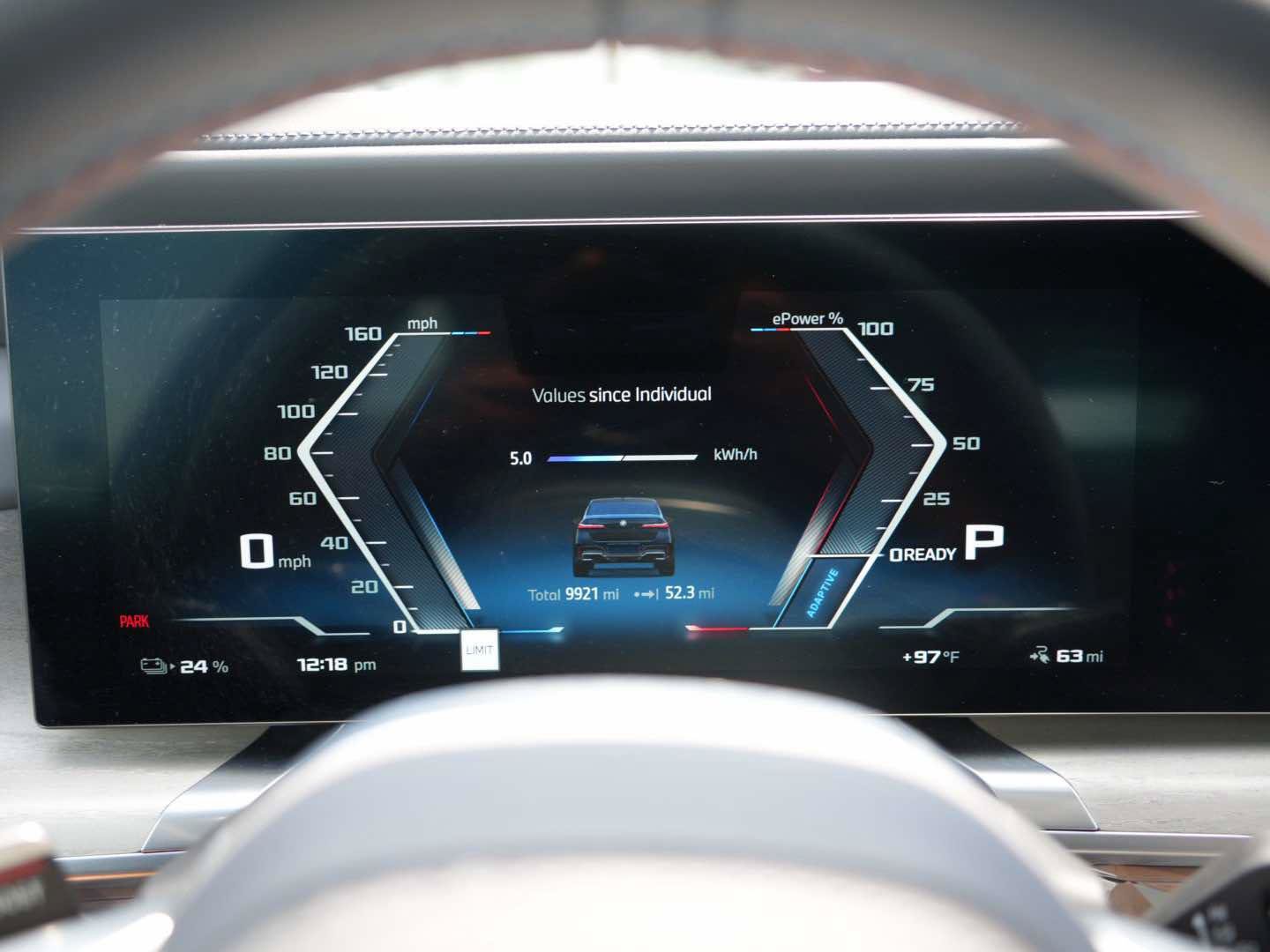 Used 2025 BMW i7 M70 AWD/4WD image 17