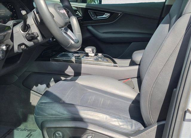 Used 2019 Audi Q7 3.0T Prestige AWD/4WD image 15
