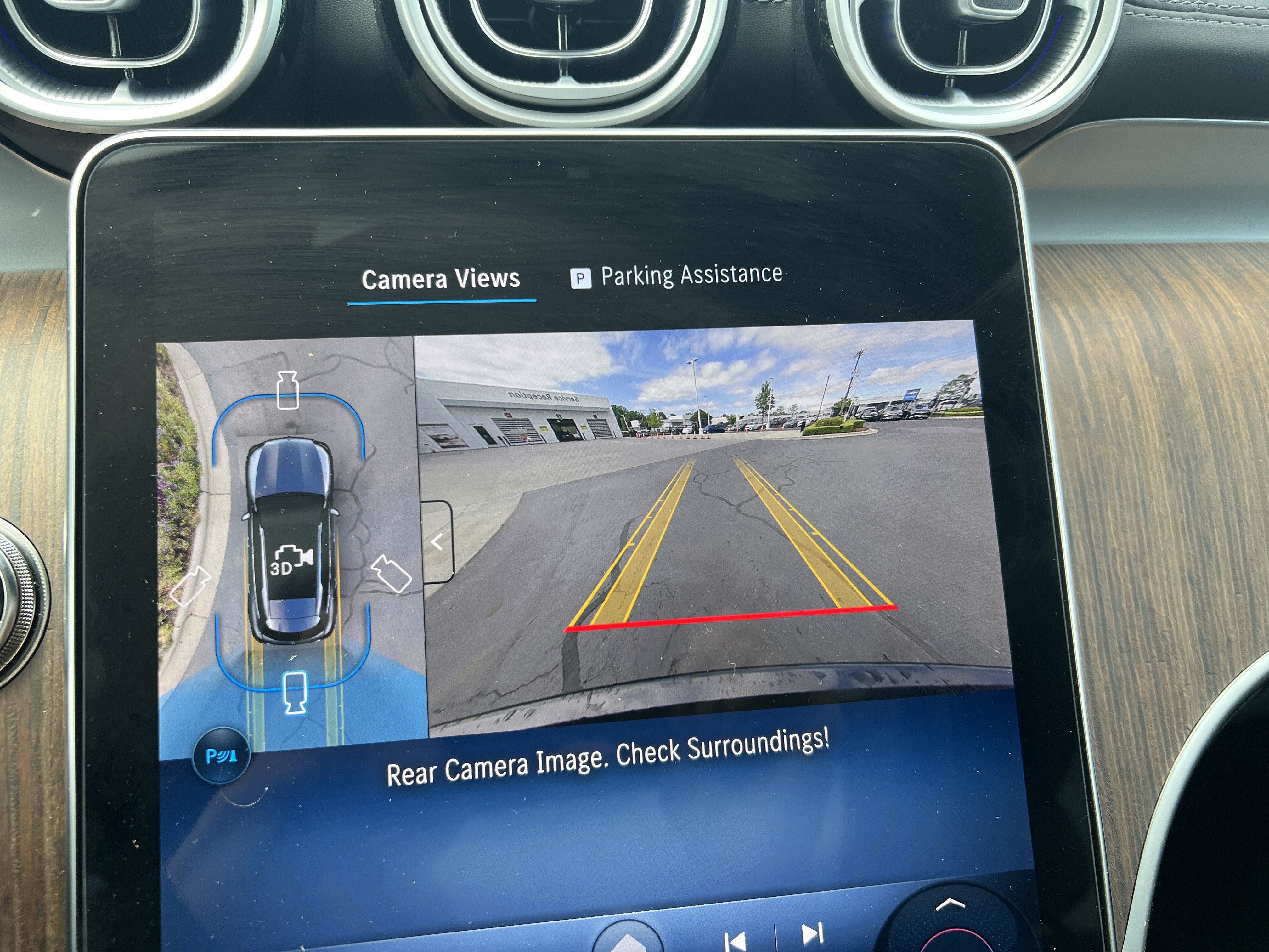 Certified 2025 Mercedes-Benz GLC 300 4MATIC image 24