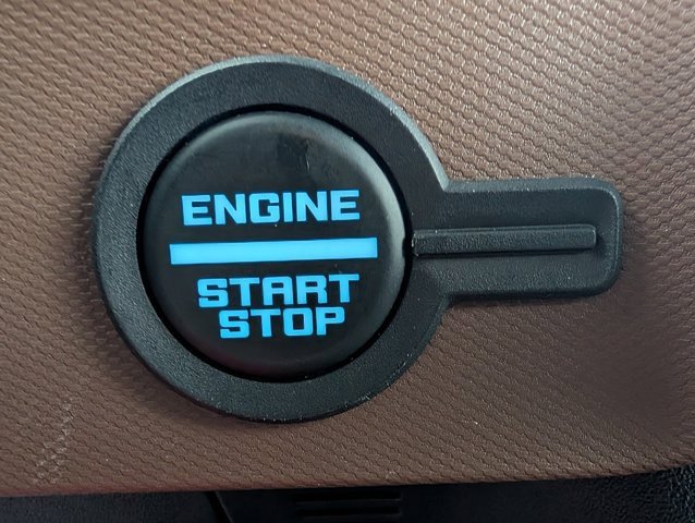 Used 2024 Ford Bronco Outer Banks image 25