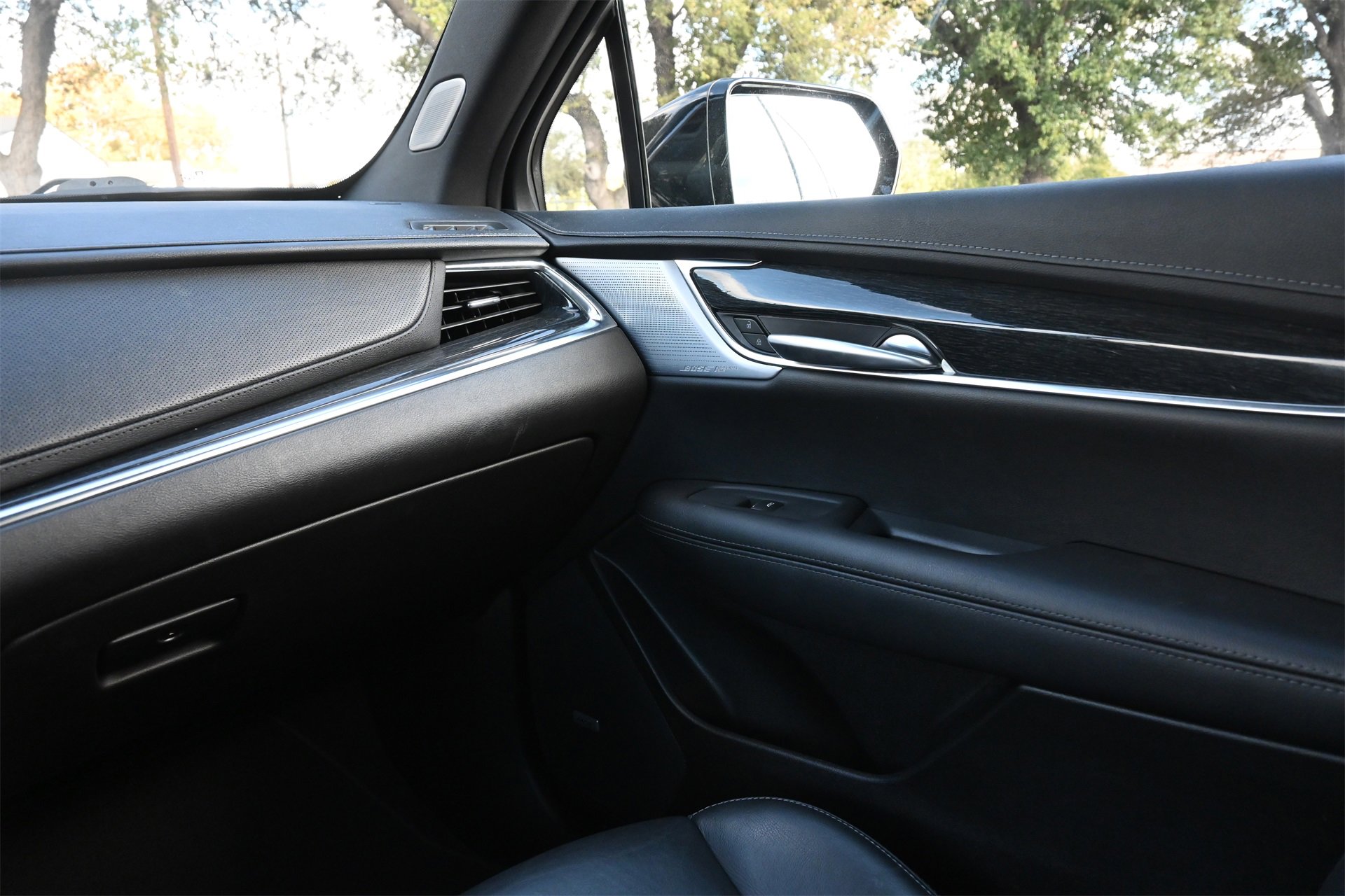 Used 2023 Cadillac XT5 Premium Luxury image 8