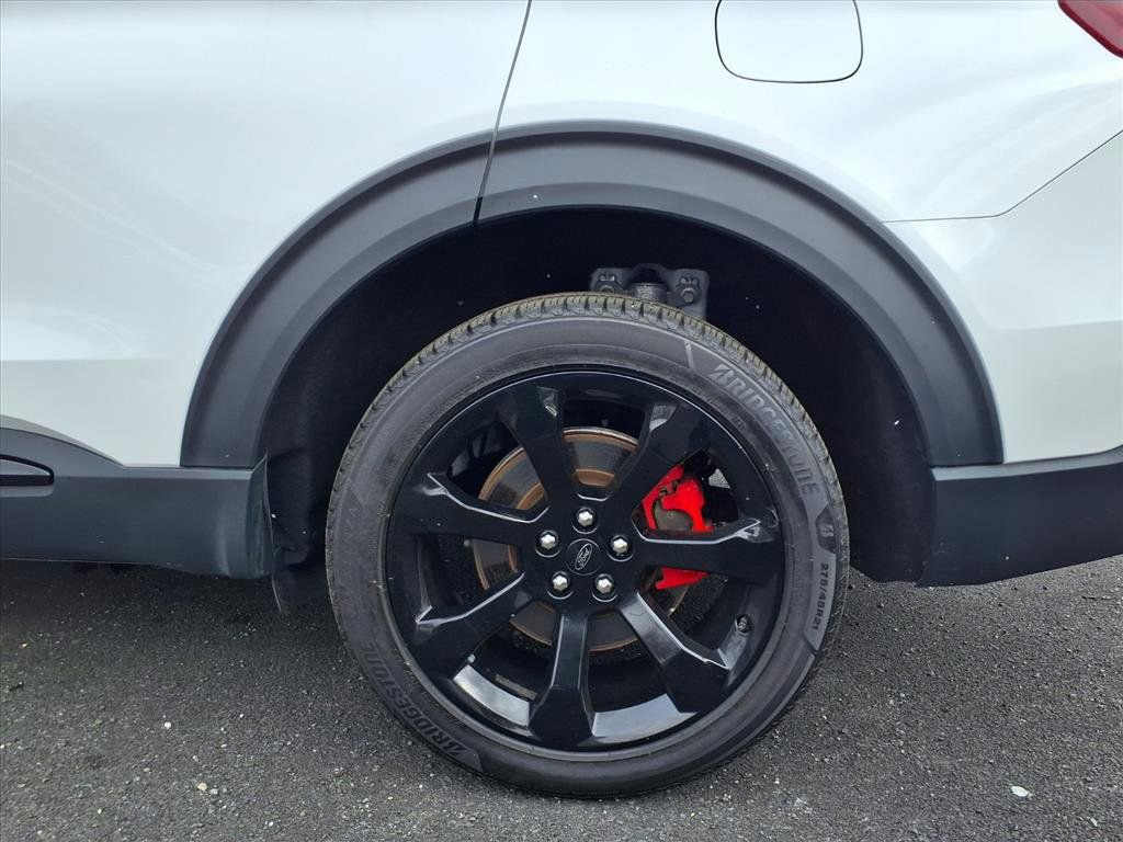 Used 2021 Ford Explorer ST w/ Equipment Group 401A image 9