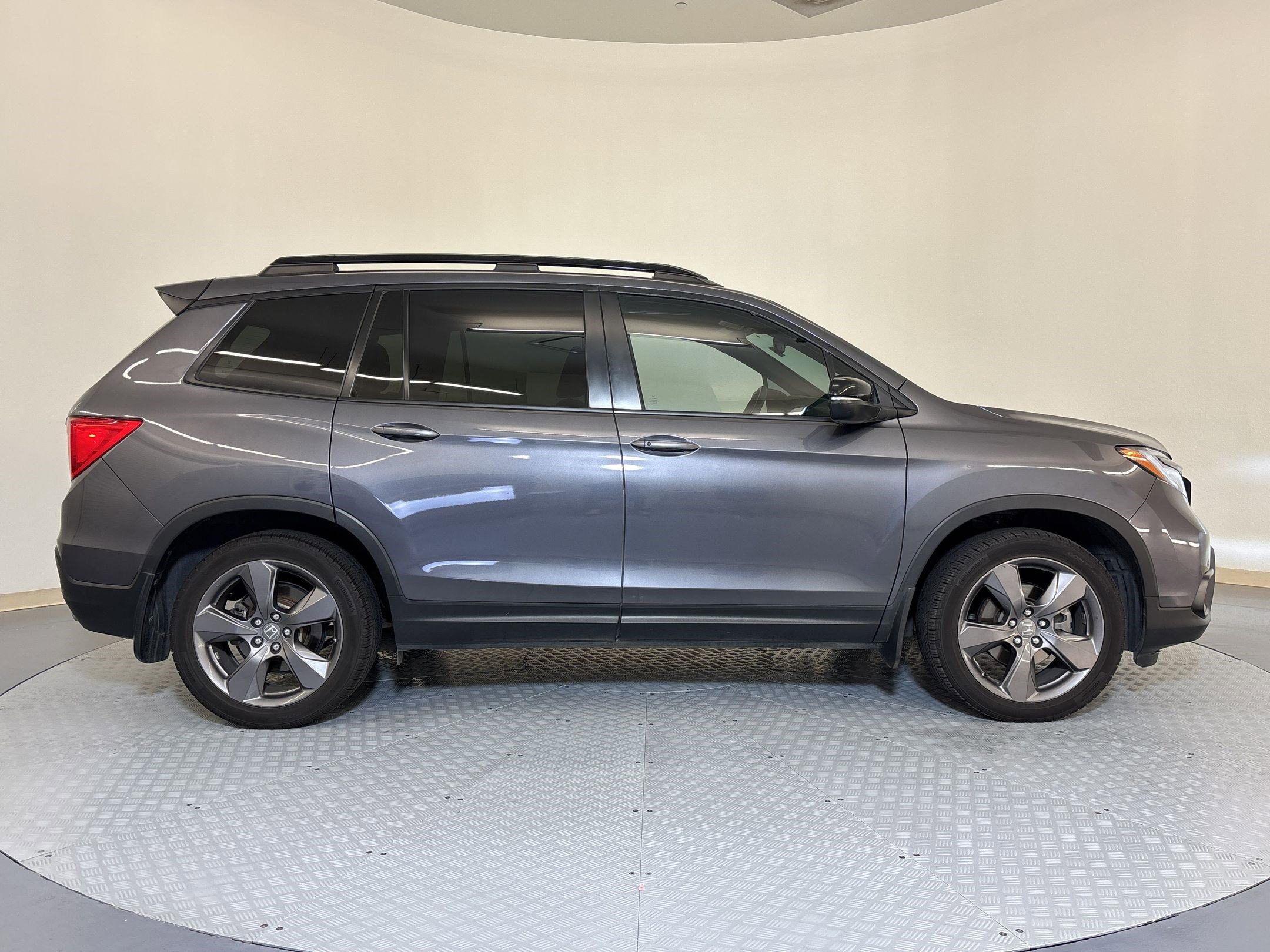 Used 2021 Honda Passport Touring image 8