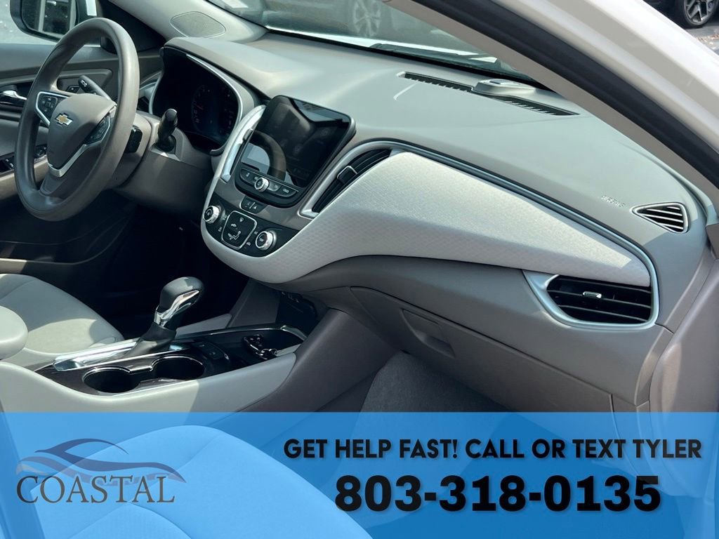 Used 2022 Chevrolet Malibu LS w/ Driver Confidence Package image 27