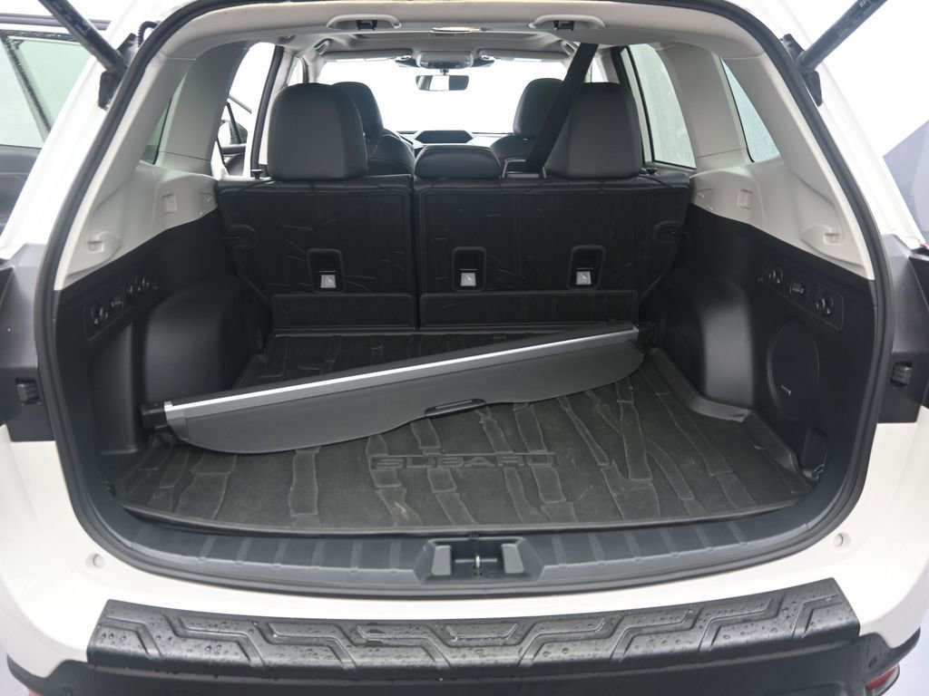 Certified 2024 Subaru Forester Limited image 19
