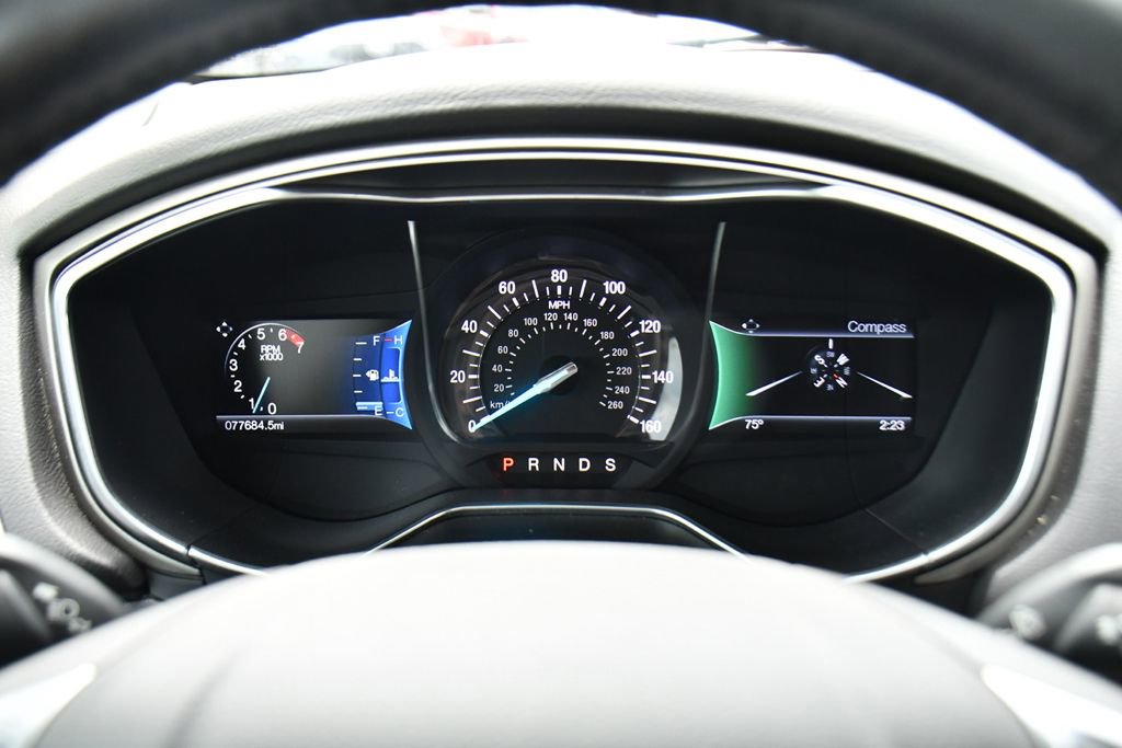 Used 2016 Ford Fusion SE w/ Equipment Group 202A FWD image 23