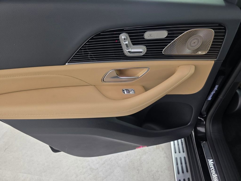 New 2026 Mercedes-Benz GLS 450 4MATIC image 12
