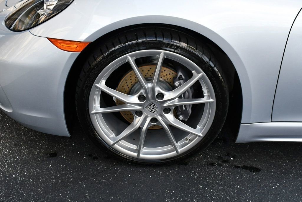 Used 2018 Porsche 718 Cayman RWD image 56