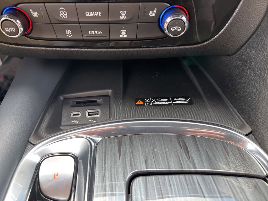 Used 2023 Buick Enclave Essence w/ Experience Buick Package AWD/4WD image 24