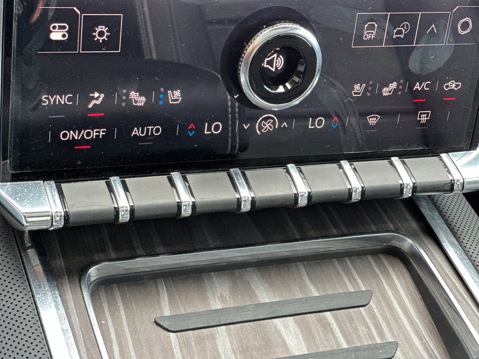 New 2025 GMC Sierra EV Denali image 20