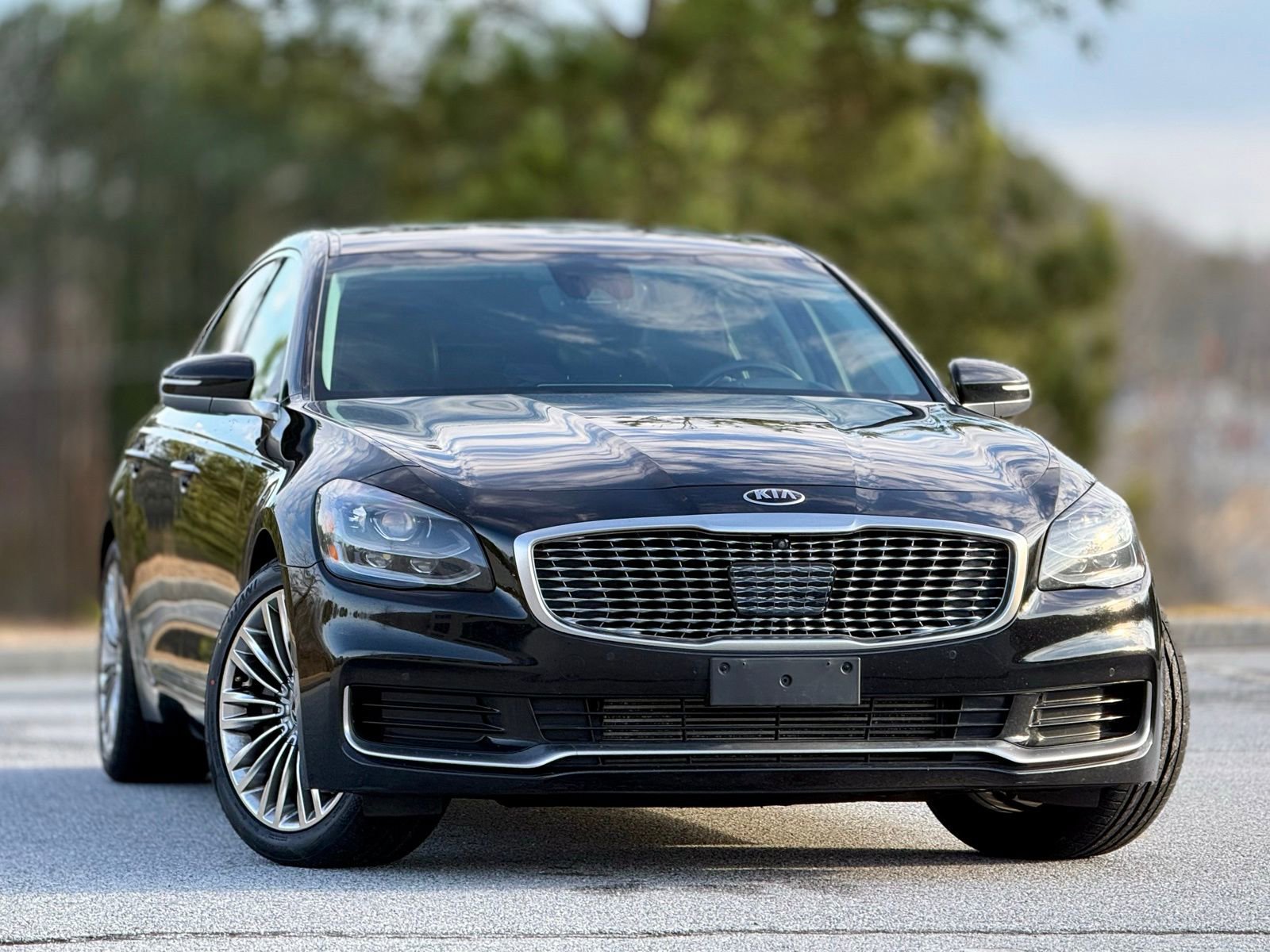 Used 2020 Kia K900 Luxury AWD/4WD image 3