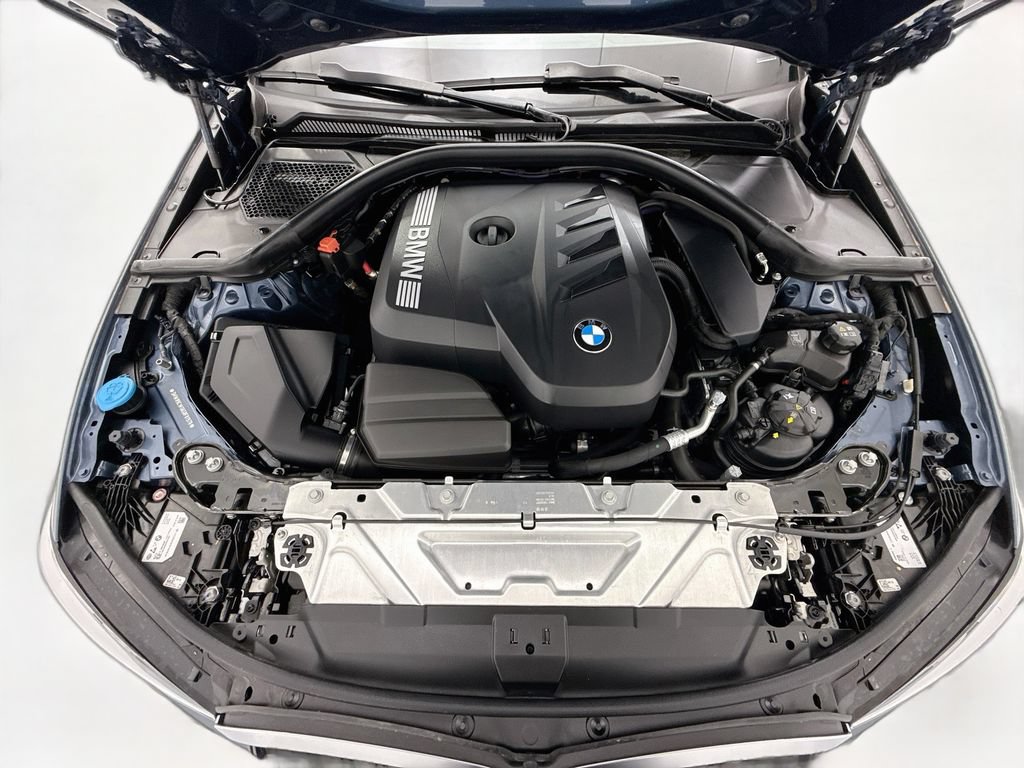 Certified 2025 BMW 330i xDrive Sedan w/ Premium Package AWD/4WD image 28
