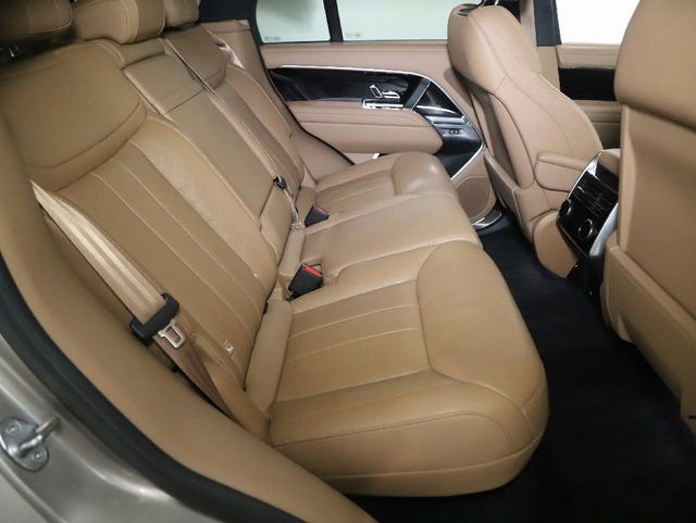 Used 2023 Land Rover Range Rover SE image 30